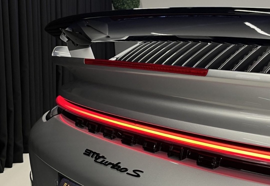 Porsche 911 Turbo S Cabrio 992 - imagen 7