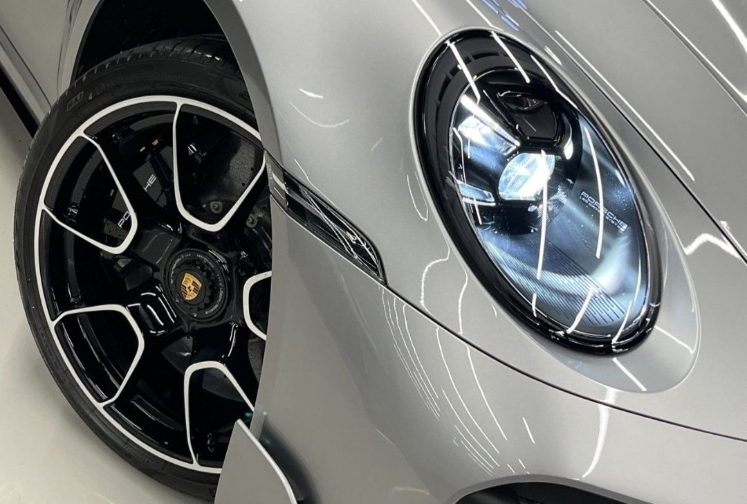Porsche 911 Turbo S Cabrio 992 - imagen 8