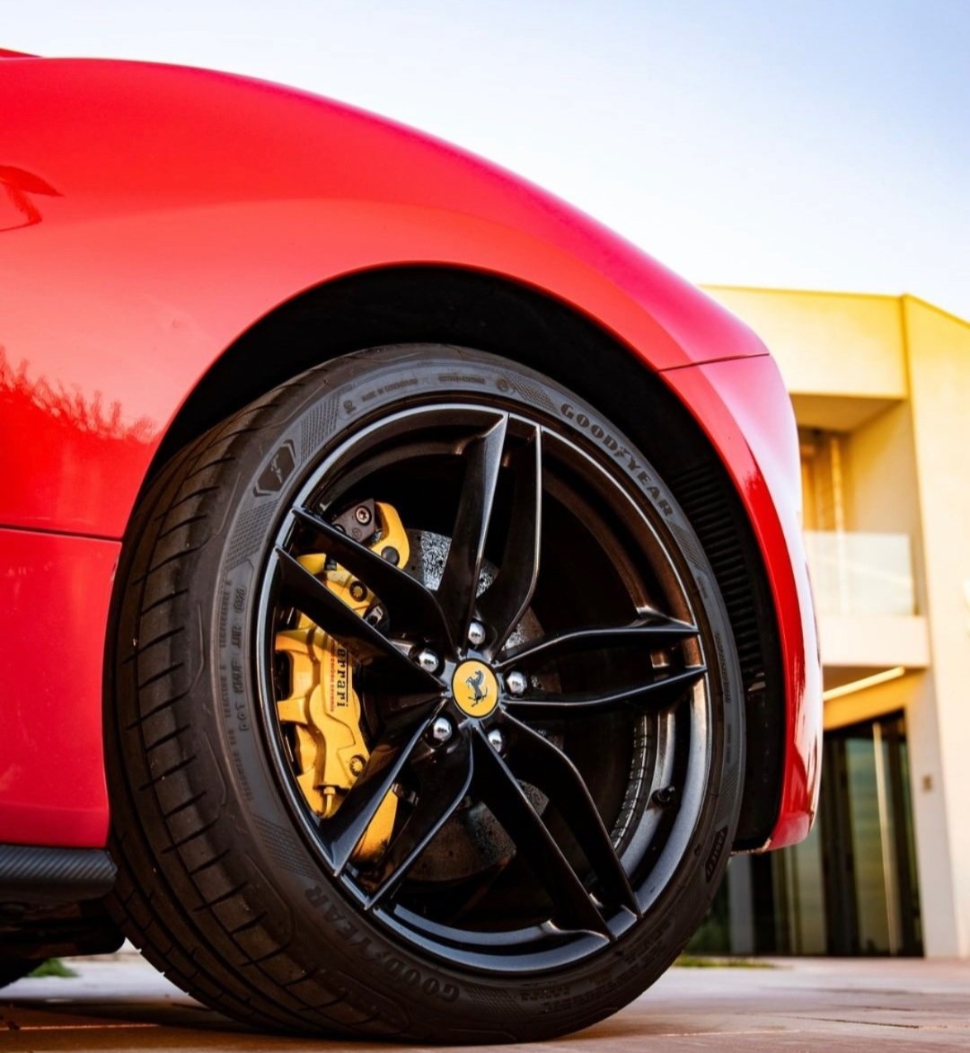 Ferrari 488 Spider - imagen 5