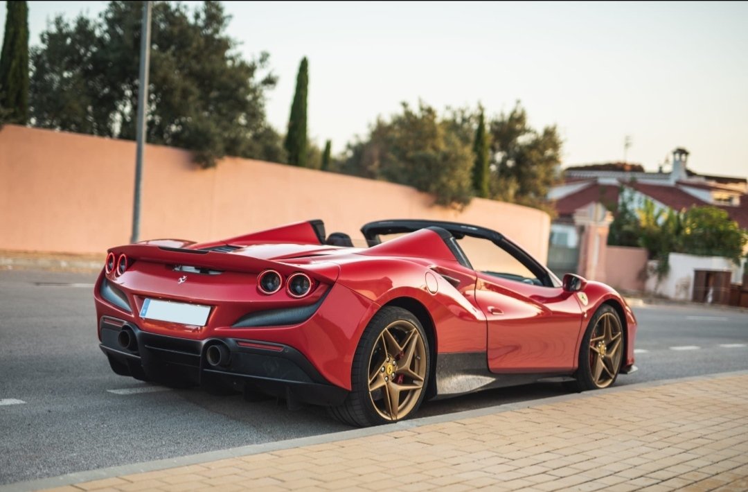 Ferrari F8 Spider - imagen 2