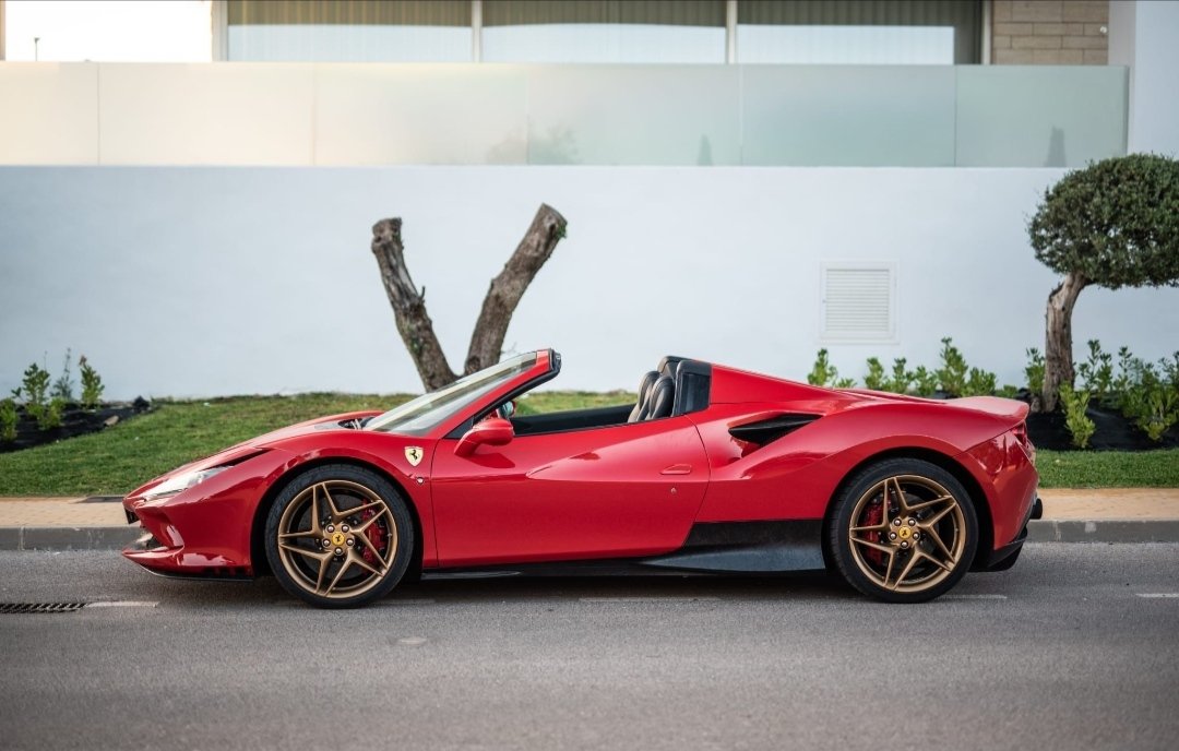 Ferrari F8 Spider - imagen 3