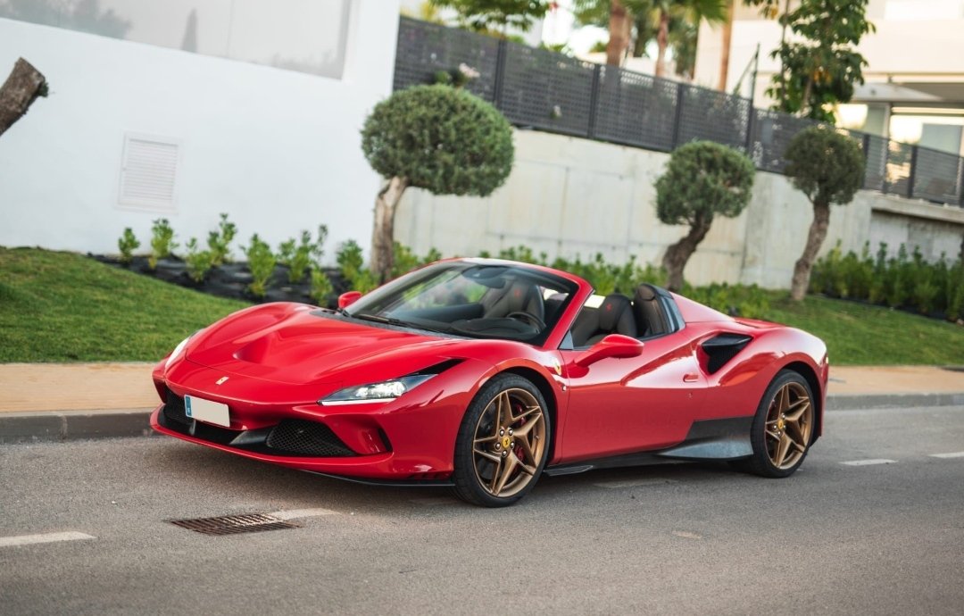 Ferrari F8 Spider - imagen 1