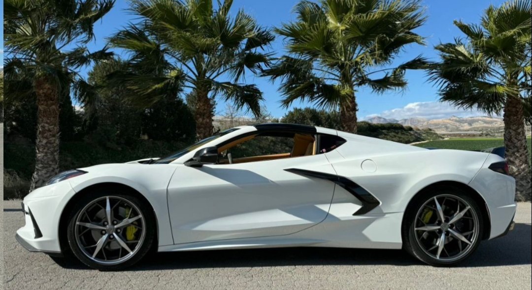Chevrolet Corvette Stingray C8 - imagen 2
