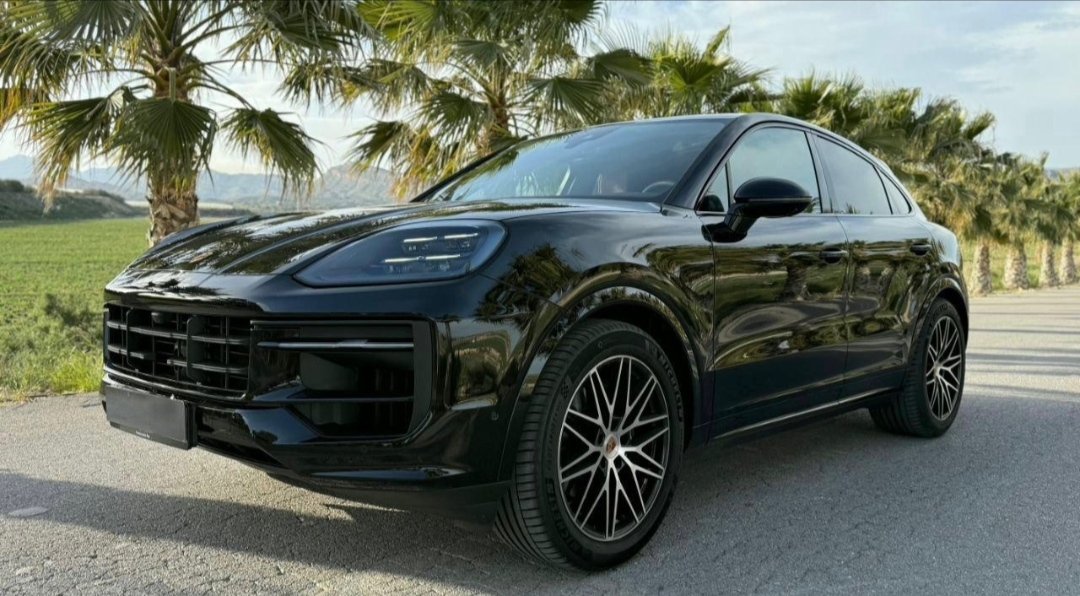 Alquiler Porsche Cayenne E-Hybrid con NEGOCARS