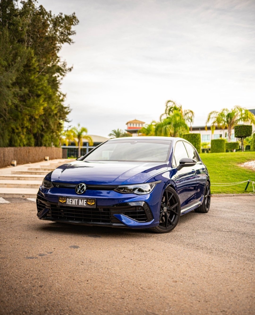 Alquiler Volkswagen Golf R 20 Aniversario con NEGOCARS