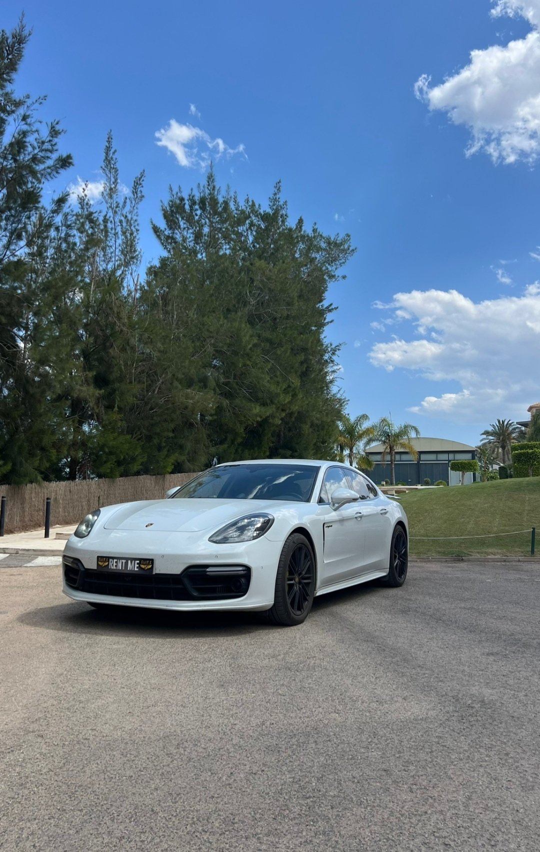 Alquiler Porsche Panamera Turbo S E-Hybrid con NEGOCARS