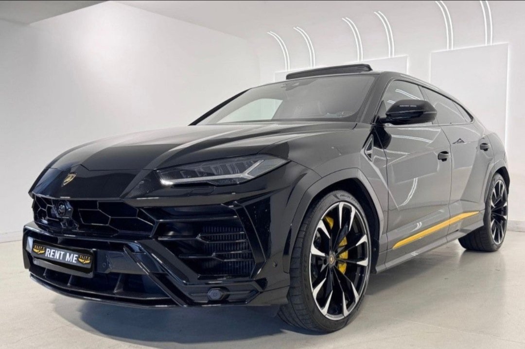 Alquiler Lamborghini Urus Full Black con NEGOCARS