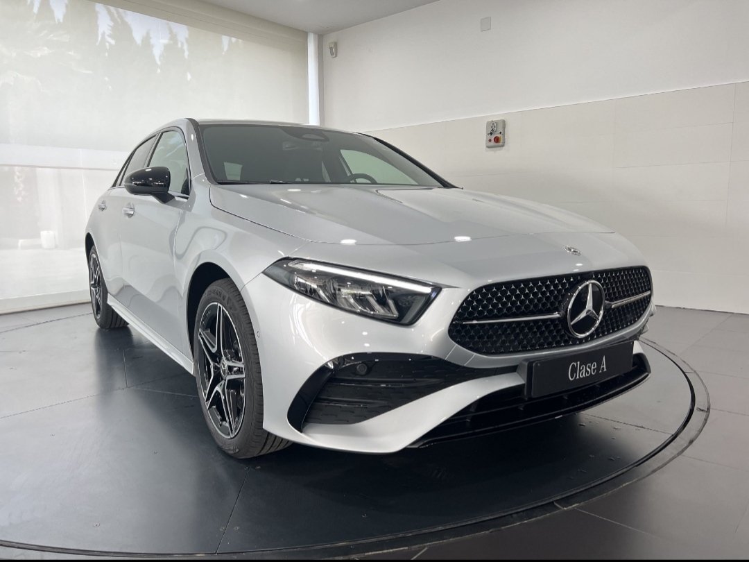 Alquiler Mercedes-Benz Clase A con NEGOCARS