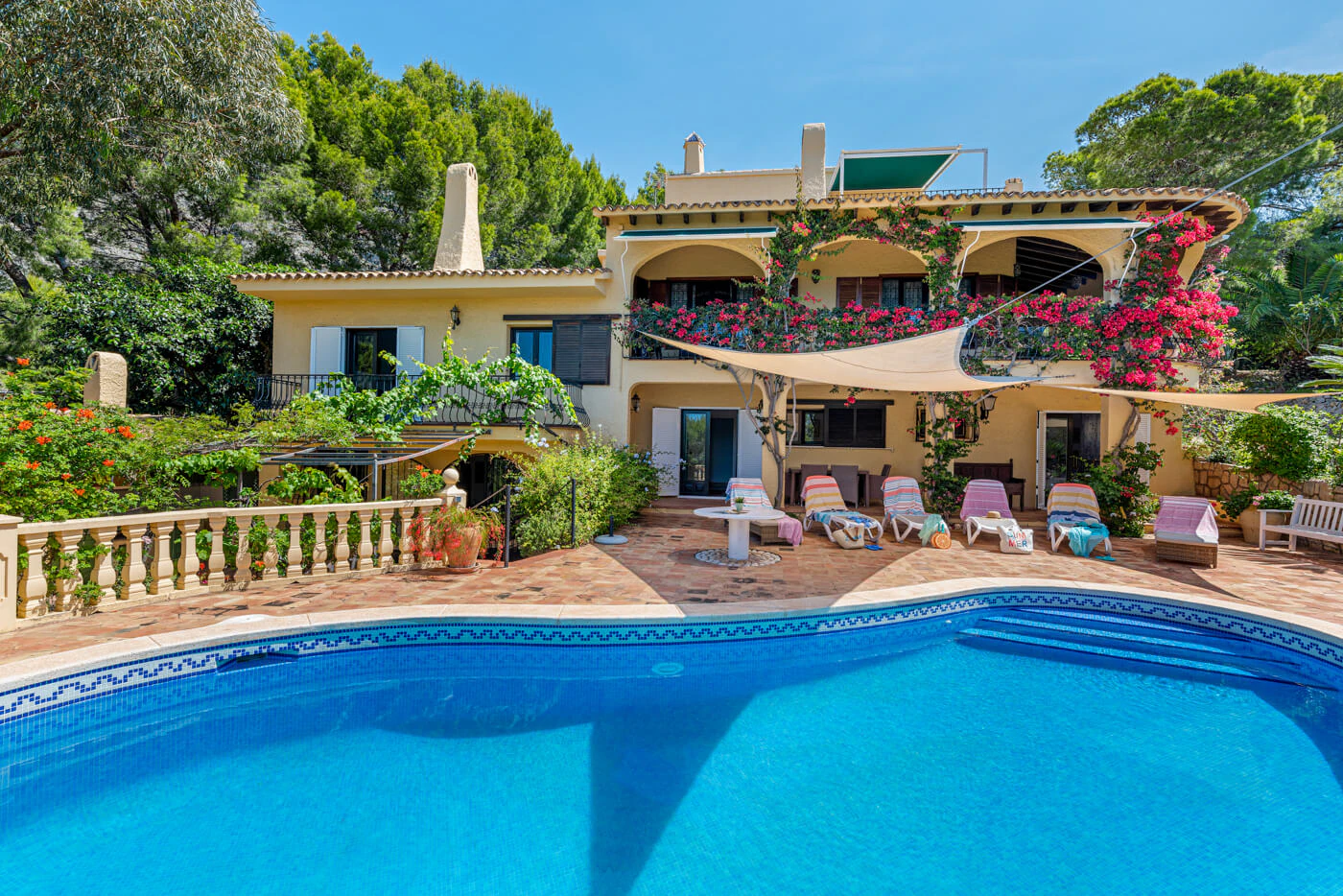 Villa de lujo con vistas al mar en Altea pueblo · imagen 1